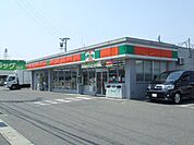 コンビニ「サンクスまで520m」