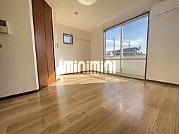 ラ・ペジブル 1階ワンルームのリビング/ダイニング