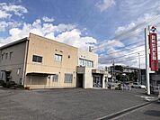 銀行「岡崎信用金庫まで940m」