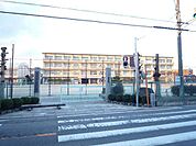 小学校「岡崎市立六ツ美北部小学校まで1512m」