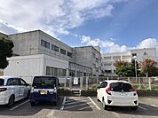 中学校「幸田町立北部中学校まで1015m」