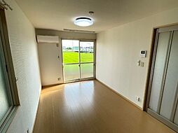 ヴィラージュルピナＢ 1階1LDKのリビング/ダイニング