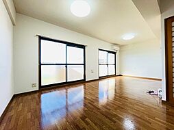 フロールI 2階2SLDKのリビング/ダイニング