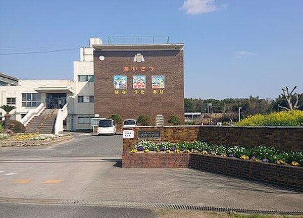 画像12:小学校「武豊町立衣浦小学校まで1312m」