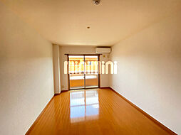 ノビリティマルユウ 3階1Kのリビング/ダイニング