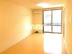 クラウン青山 1階ワンルームのリビング/ダイニング