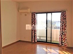 ひまわりやなべ 5階ワンルームのリビング/ダイニング