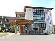 役所「東浦町役場まで1900m」