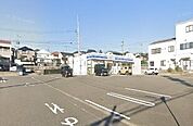 コンビニ「ローソン半田北二ツ坂町店まで760m」
