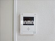TV付インターフォンです。
