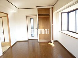 パラサンピア　III 3階3LDKのリビング/ダイニング