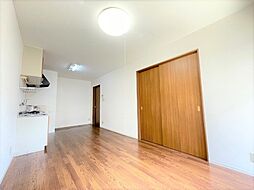 グランドールＦ 1階2LDKのリビング/ダイニング