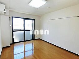 プリミエール若草 2階1Kのリビング/ダイニング