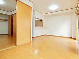 カーム香雅 4階2LDKのリビング/ダイニング