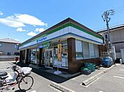 コンビニ「ファミリーマート味美町店まで346m」