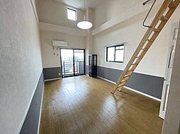 パレ・ジュイール 5階ワンルームのリビング/ダイニング