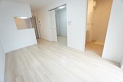 トイロ蔵子　Ａ 1階ワンルームのリビング/ダイニング