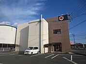 銀行「豊橋商工信用組合まで590m」