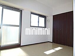 エバーグリーン上原 2階ワンルームのリビング/ダイニング