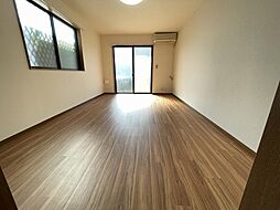 アンプルール リーブルpear fieldII 1階1Kのリビング/ダイニング