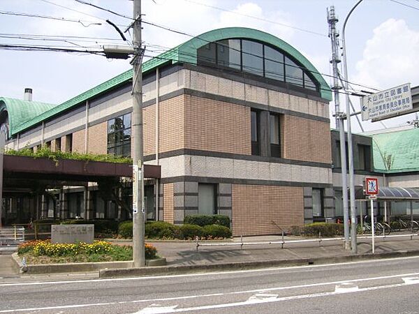 画像21:図書館「犬山市立図書館まで140m」