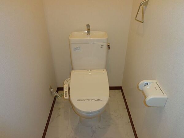 画像9:ウォシュレット完備のトイレです