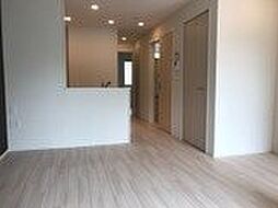 ルシェロ 102 1階2LDKのリビング/ダイニング