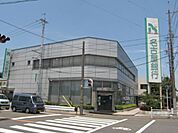 銀行「名古屋銀行まで1400m」