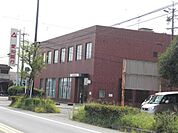 銀行「愛知銀行大口支店まで754m」