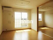 南向きの明るいリビング。