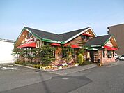 飲食店「コメダ珈琲店まで920m」