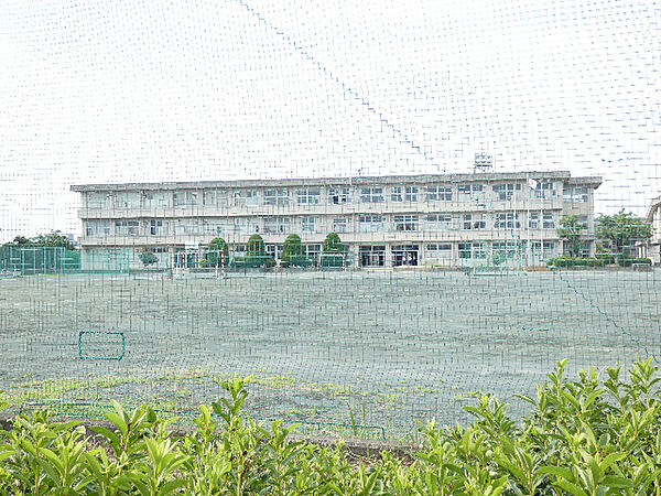 画像20:中学校「稲沢市立稲沢西中学校まで1194m」