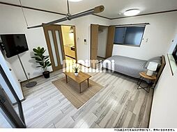 グランドゥールII 1階1Kのリビング/ダイニング