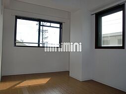 アーサー須ヶ口II 3階3DKのリビング/ダイニング