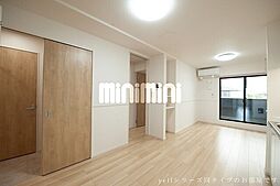 ラディアント　ウィッシュ 205 2階2LDKのリビング/ダイニング