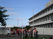 小学校「市立桃栄小学校まで810m」