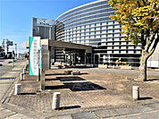 図書館「小牧市味岡市民センター図書室まで1040m」