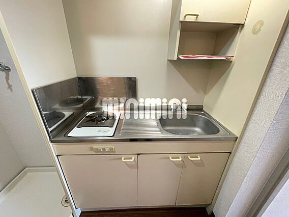 リバーストーン_内装_1