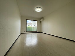 ハイツ城山Ｄ 2階ワンルームのリビング/ダイニング