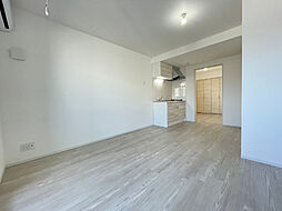 ジーメゾン草刈エルペシア 301 3階1LDKのリビング/ダイニング