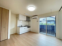 スカイコートA棟 203 2階1LDKのリビング/ダイニング