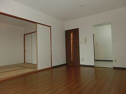 グランシャリオ 2階3LDKのリビング/ダイニング