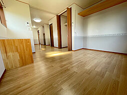 アドバンス新林 1階ワンルームのリビング/ダイニング