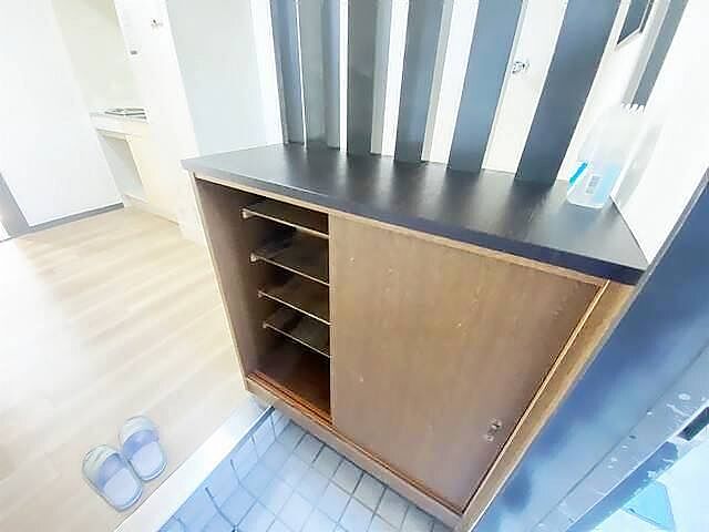 収納