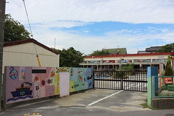 画像9:幼稚園、保育園「常滑幼稚園まで620m」