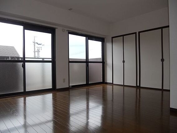 エクセラン寺本_内装_0