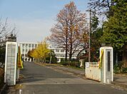 中学校「常滑市立常滑中学校まで2778m」