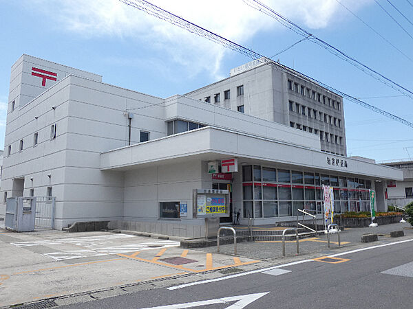画像19:郵便局「岩倉郵便局まで990m」