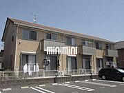 南側に駐車場があり車も安心