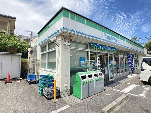 画像28:コンビニ「ファミリーマート豊明二村台店まで435m」